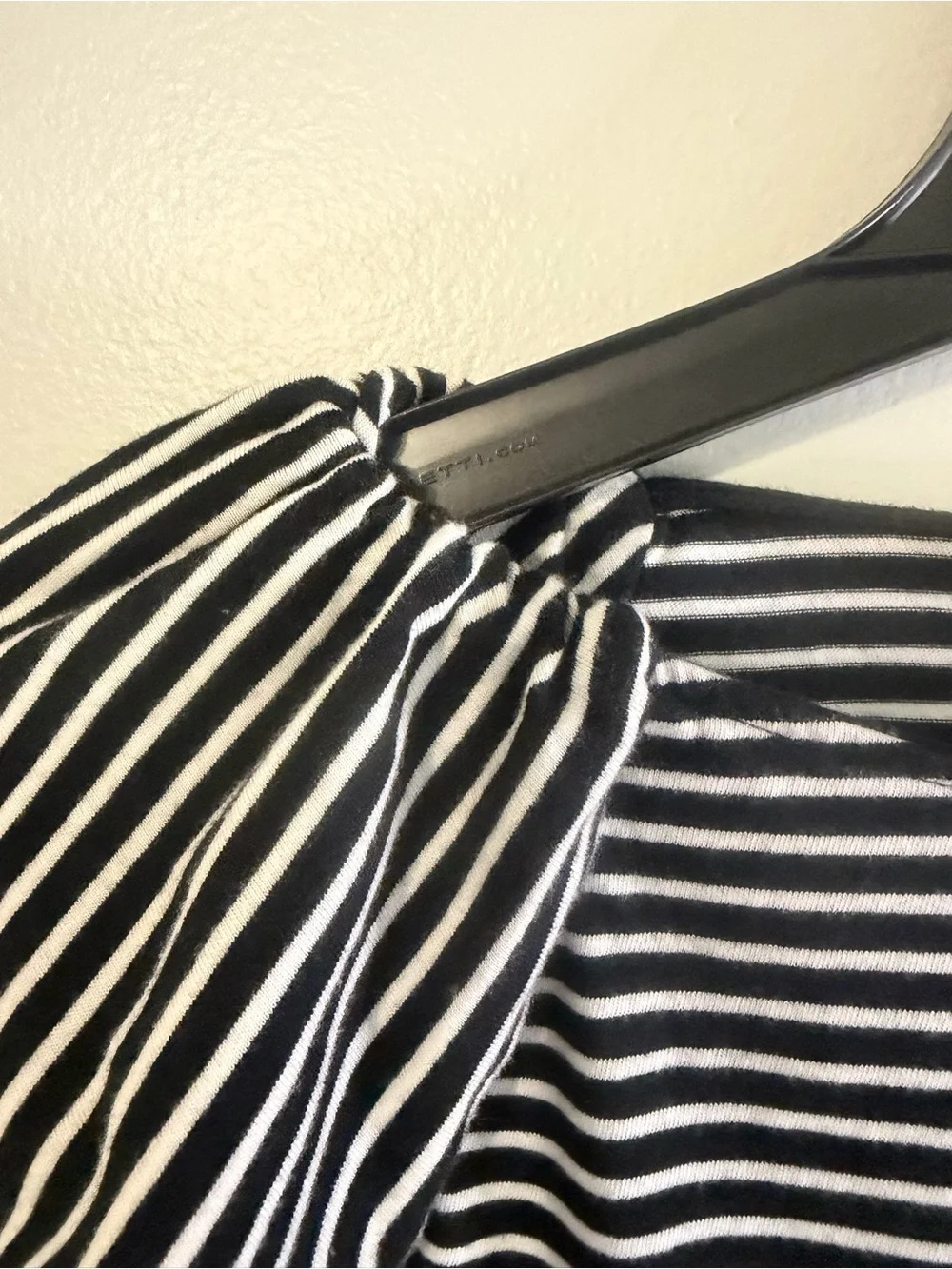Banana Republic Black & White Striped Puff-Sleeve Top size XS